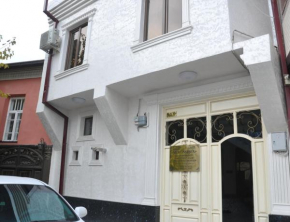 Mironshox Guest House